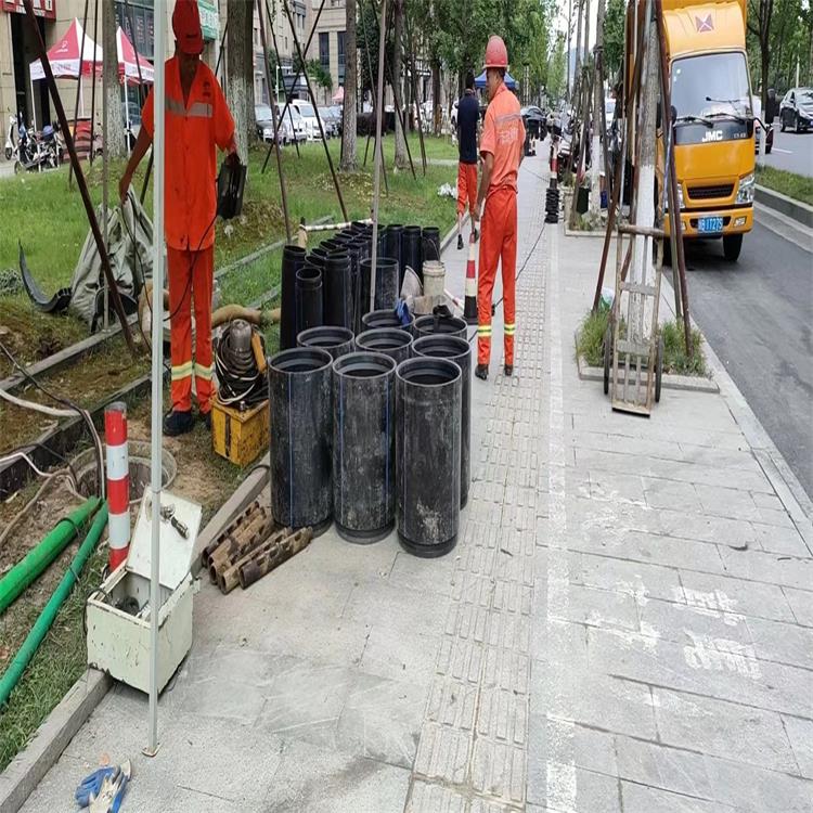 东风管道短管置换修复